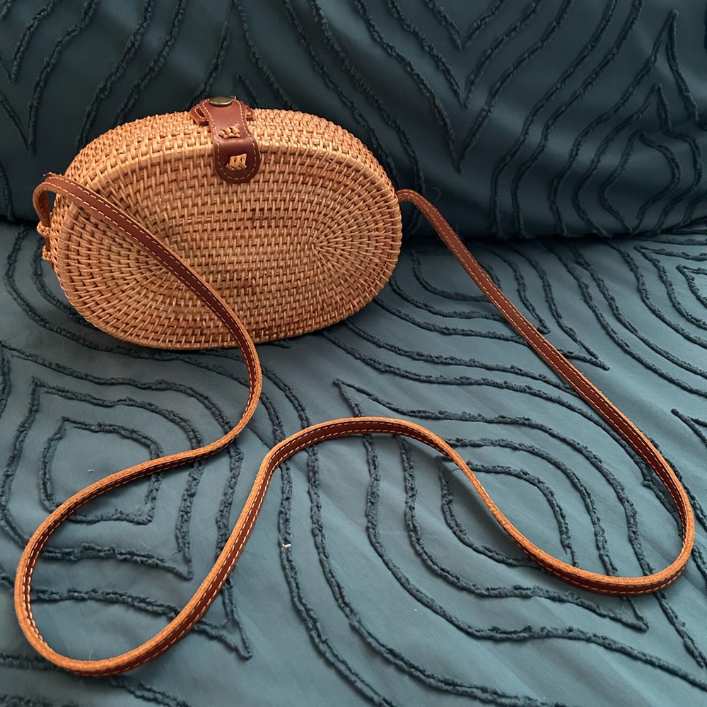 Y2K Woven Tan Crossbody Bag